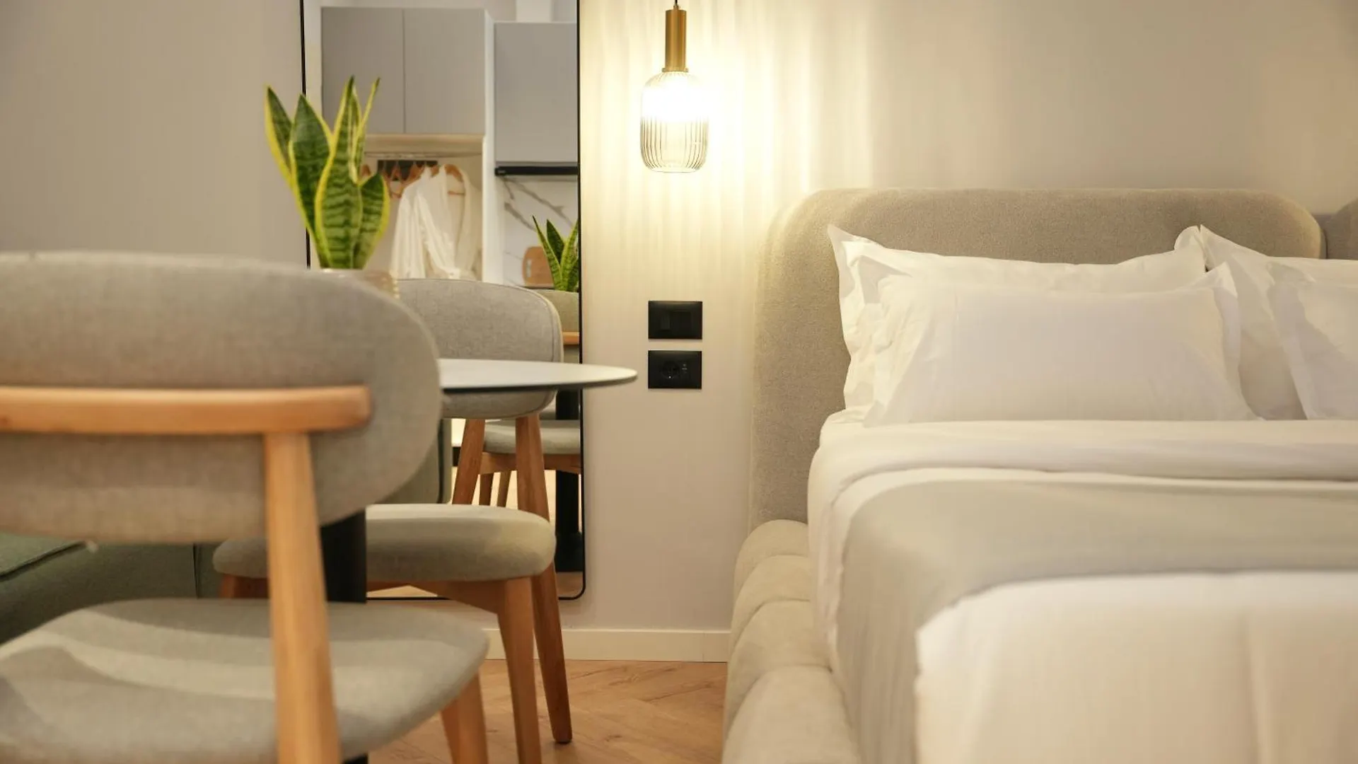 Nea Deluxe Apart-Hotel Tirana 0*,