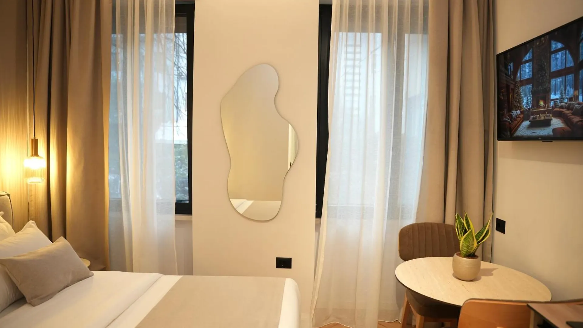 Nea Deluxe Apart-Hotel Tirana 0*,
