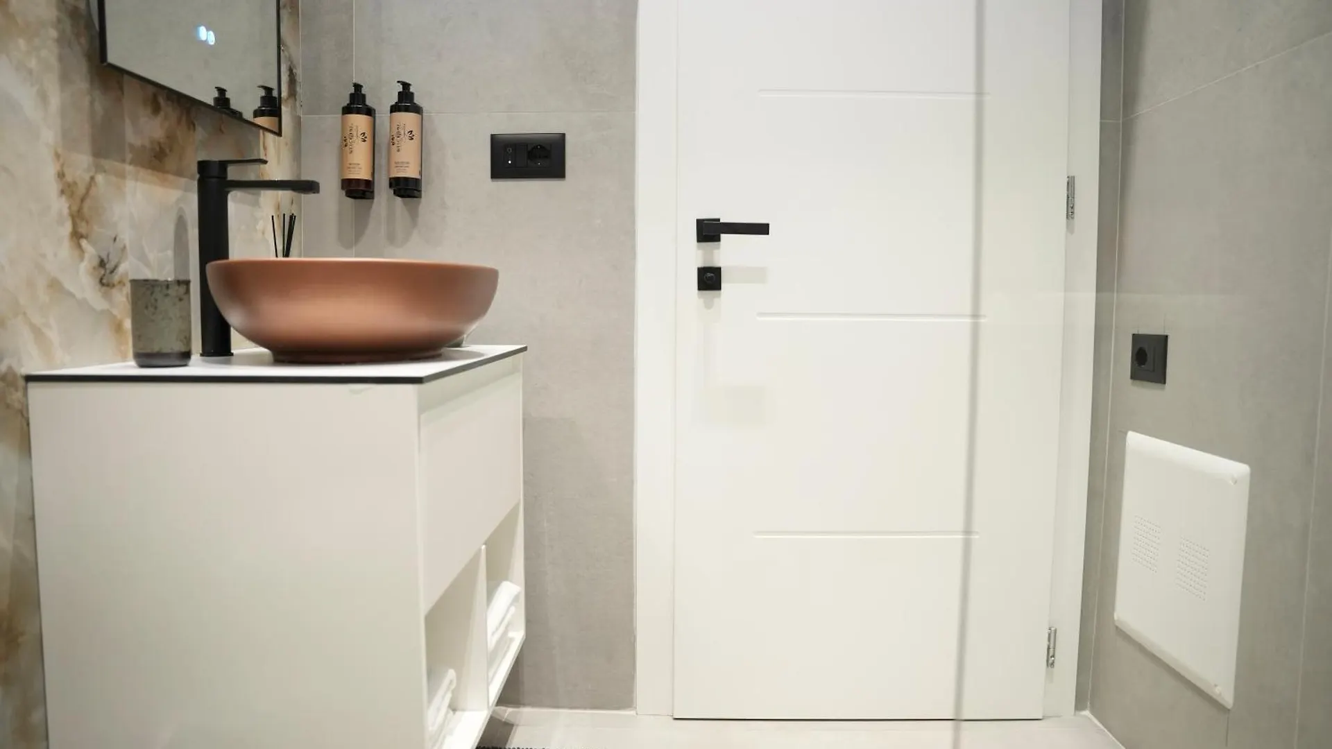 Apartment Nea Deluxe Apart-Hotel Tirana