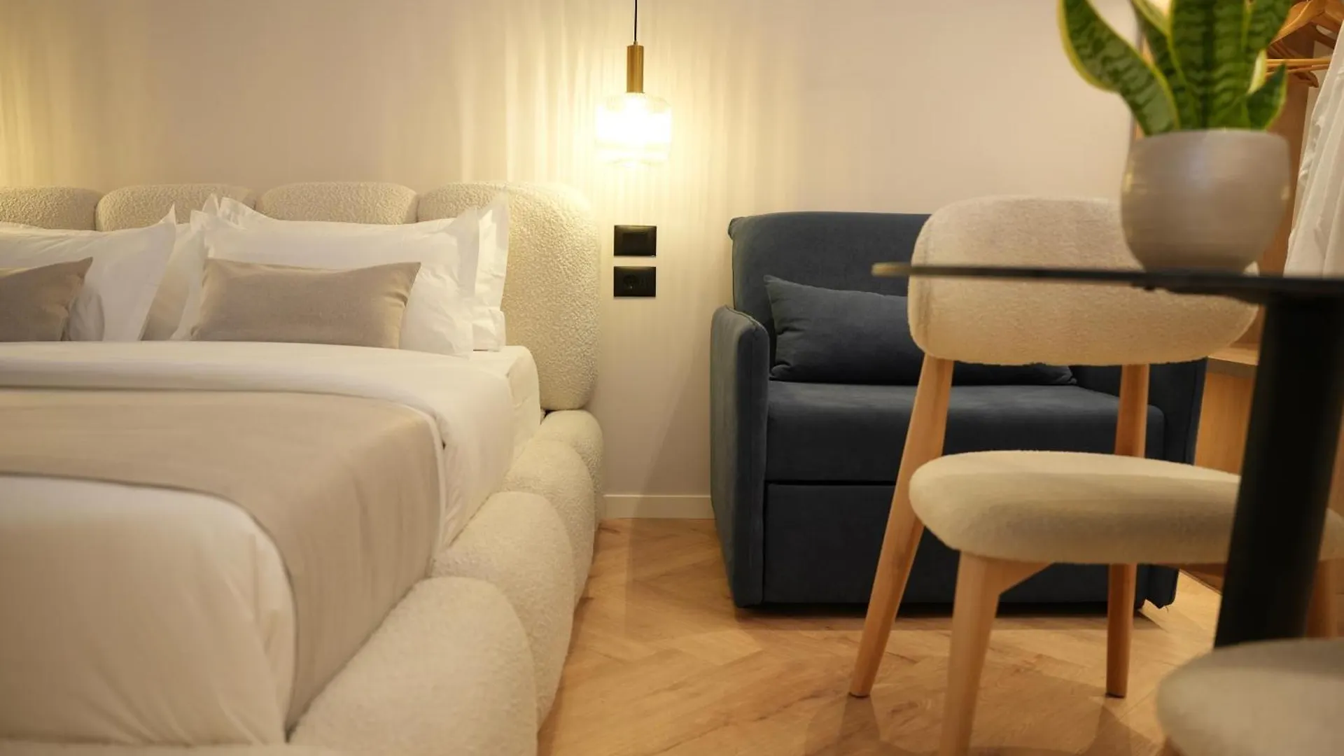 Nea Deluxe Apart-Hotel Tirana 0*,  Albanien